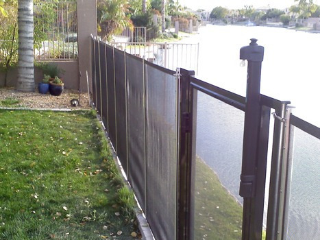 Canal-Baby-Barrier-Pool-Fence