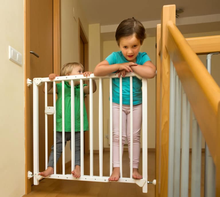 baby gates to keep kids safe